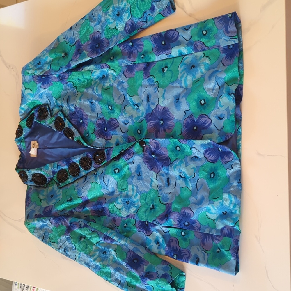 Vintage 80's 90's patterned teal and blue silk blazer